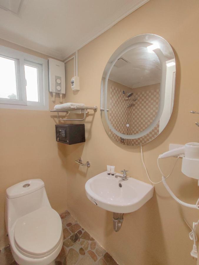 Bed and Breakfast Joe'S Castle Sagbayan Zewnętrze zdjęcie